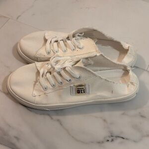 🤍110 Denim🤍 White Canvas Slip-On Sneakers